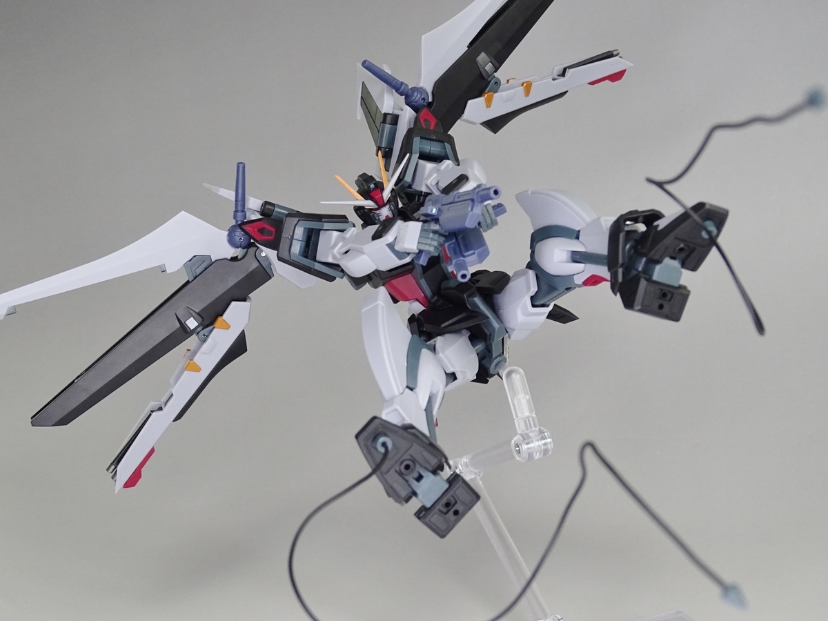 ROBOT魂 GAT-X105E+AQM/E-X09S ストライクノワールガンダム ver 
