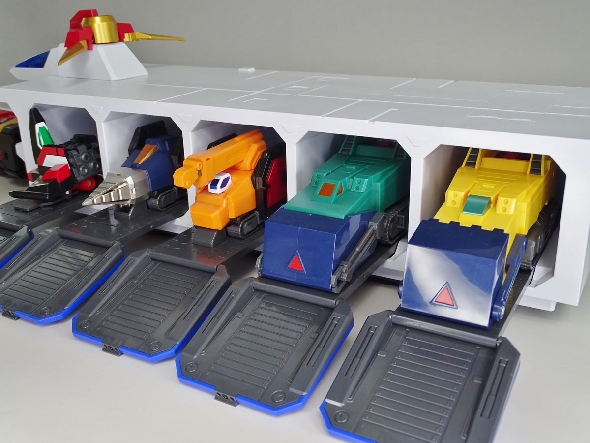 THE合体 カイザーキャリア (グッドスマイルカンパニー公式