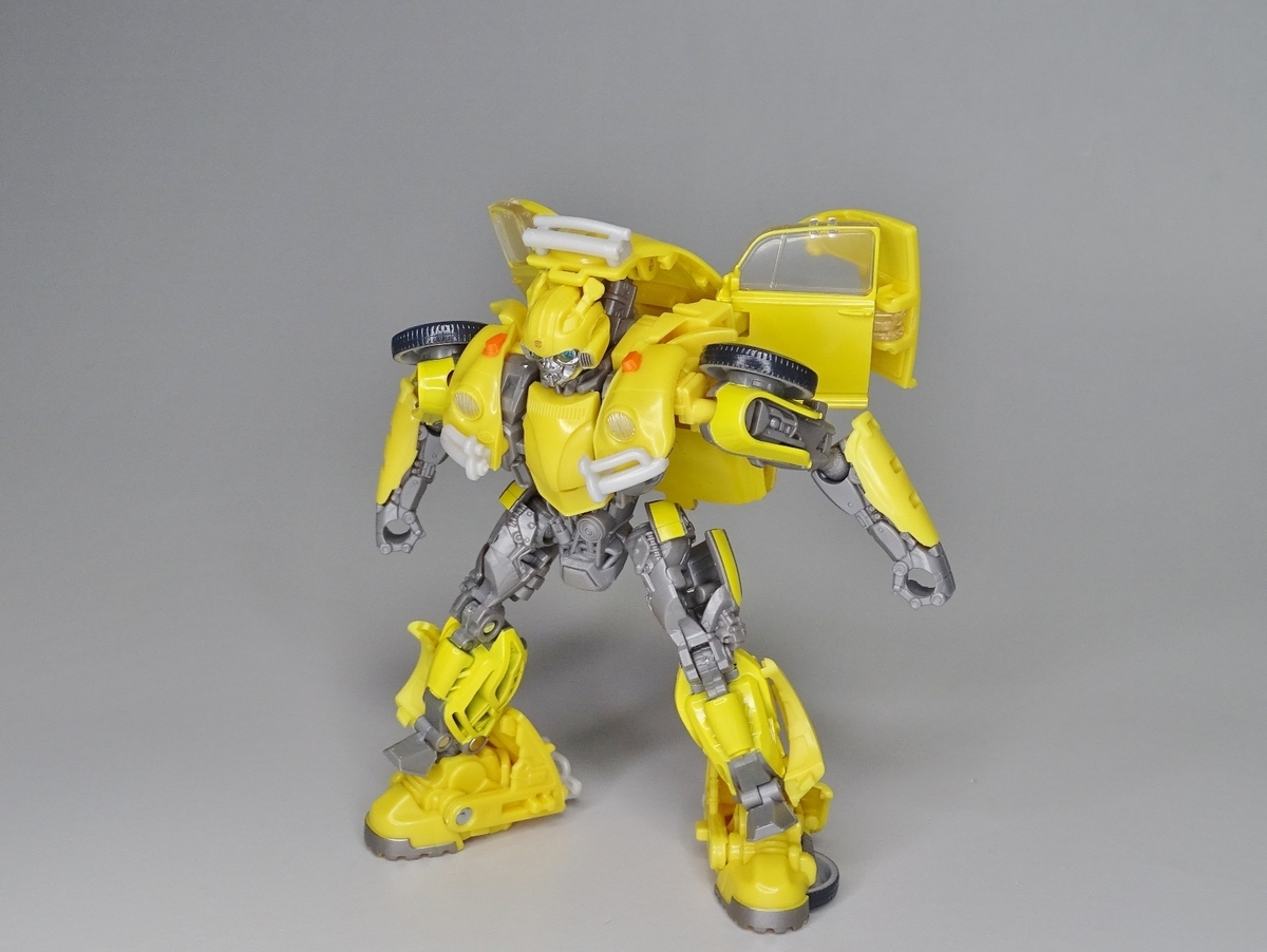トランスフォーマースタジオシリーズ TS-13 バンブルビー(バンブルビー