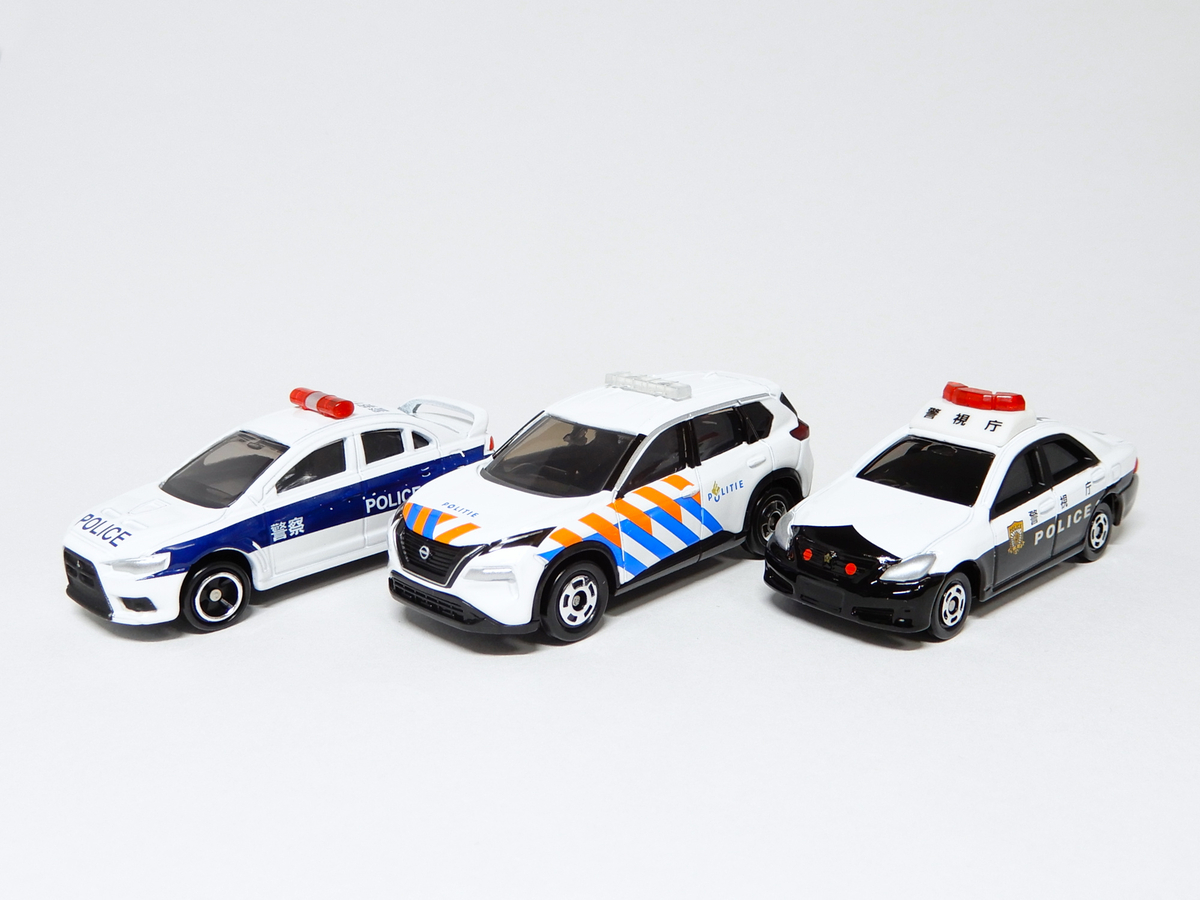 イオン限定トミカ「日産 エクストレイル オランダ警察デザイン仕様」を