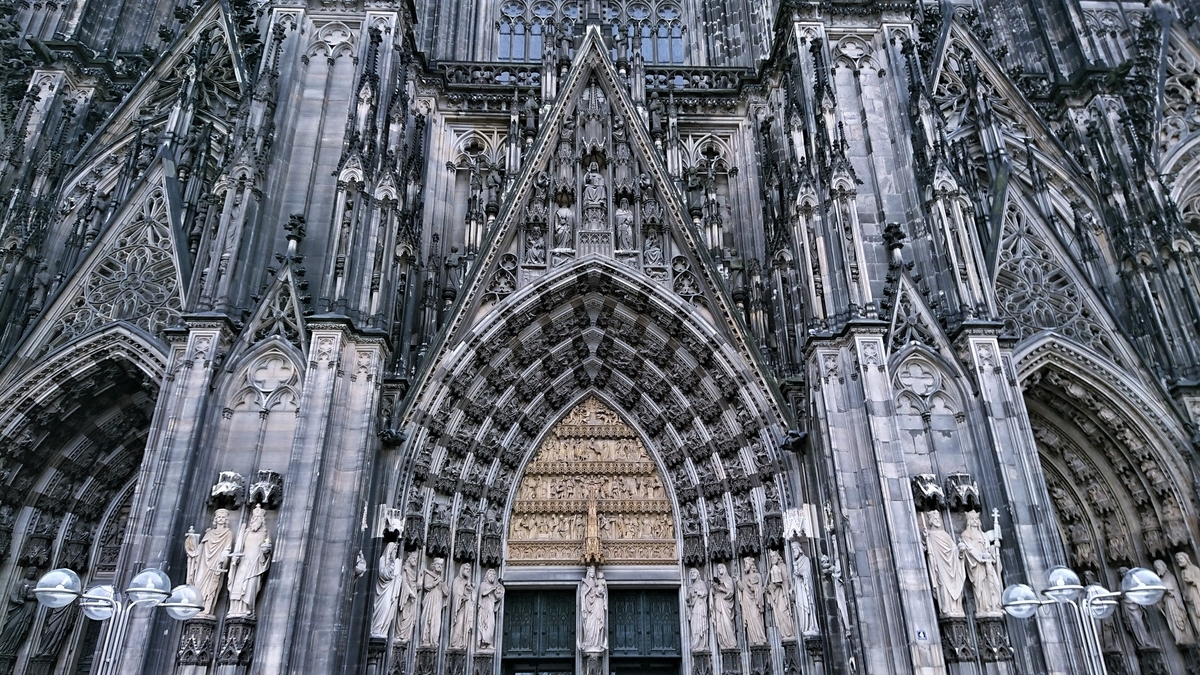 ドイツの世界遺産】ケルン大聖堂 - ハハコグサ ～ふたりが