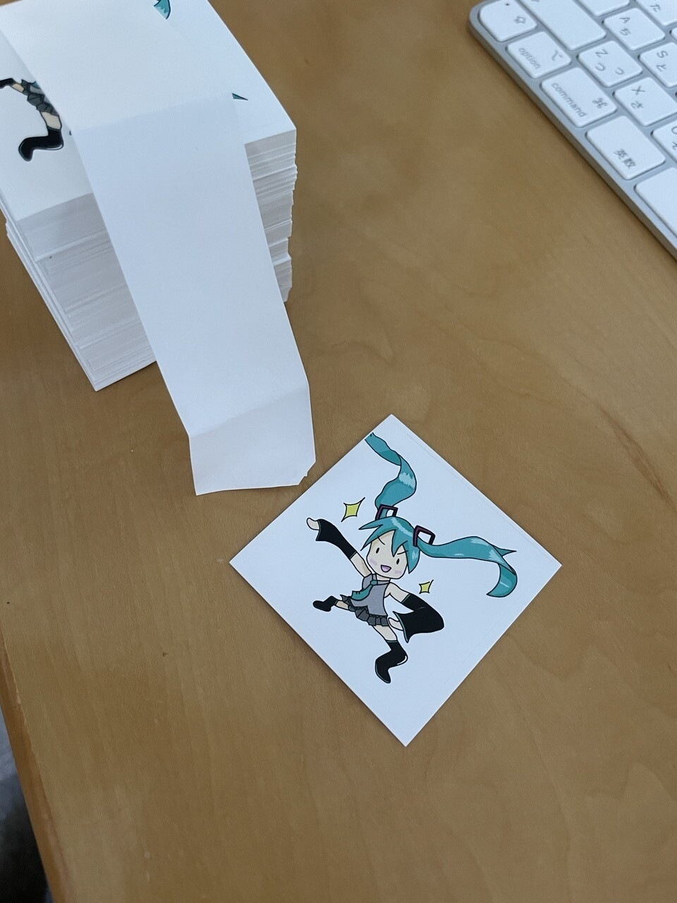 コミケ86 K-BOOKS マイクロファイバー 久しぶりのシール製作とついでにコミケの頒布物の話 - あっきぃ日誌