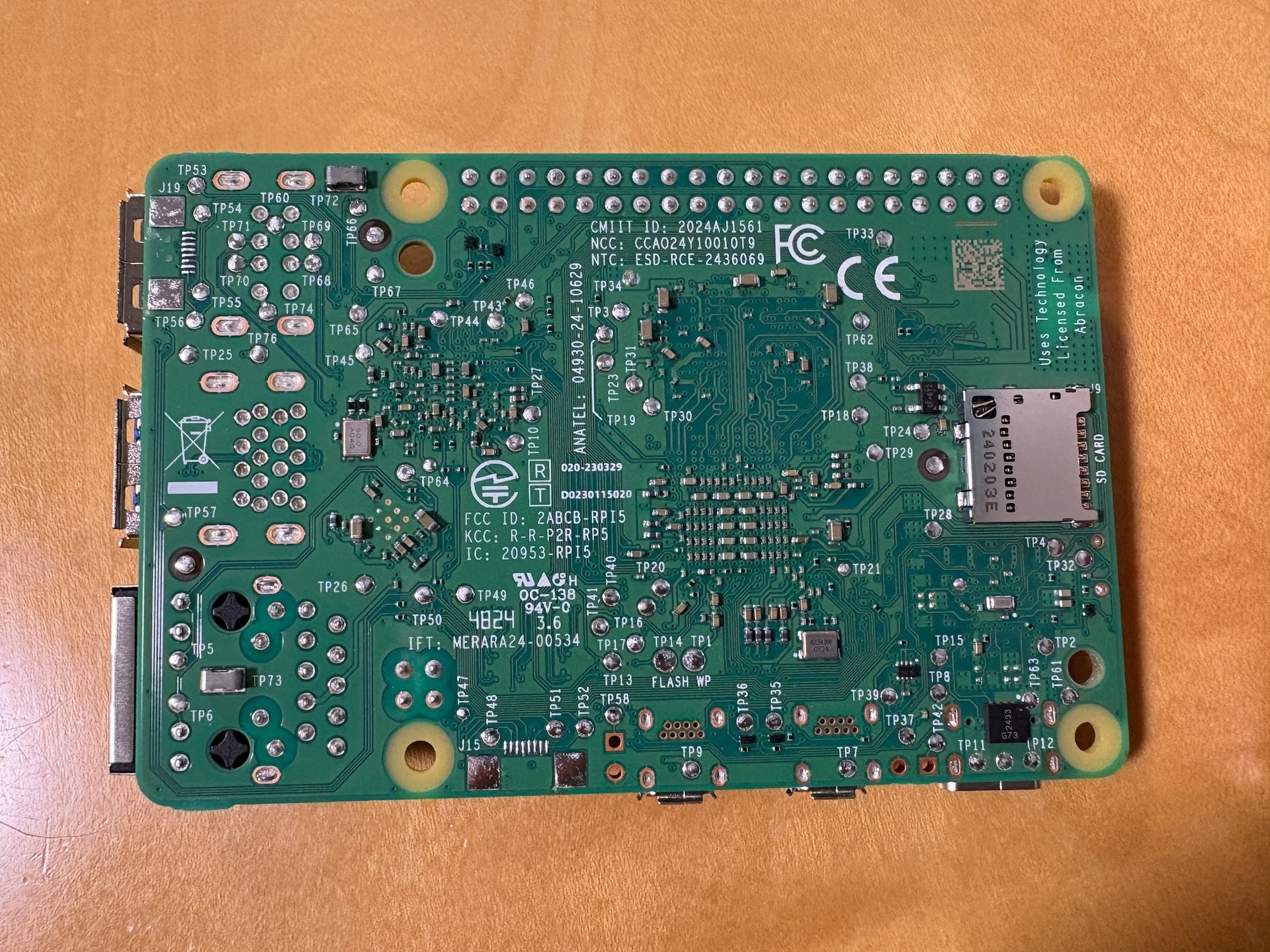 Raspberry Pi 5 16GB RAMモデルがきた - あっきぃ日誌