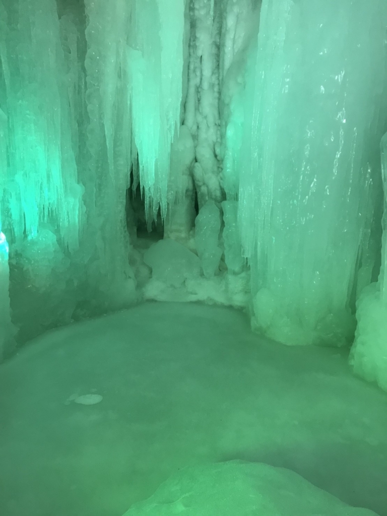 北海道 層雲峡の氷瀑まつり18に行ってきました Kyで超ポジティブなアメルカのブログ