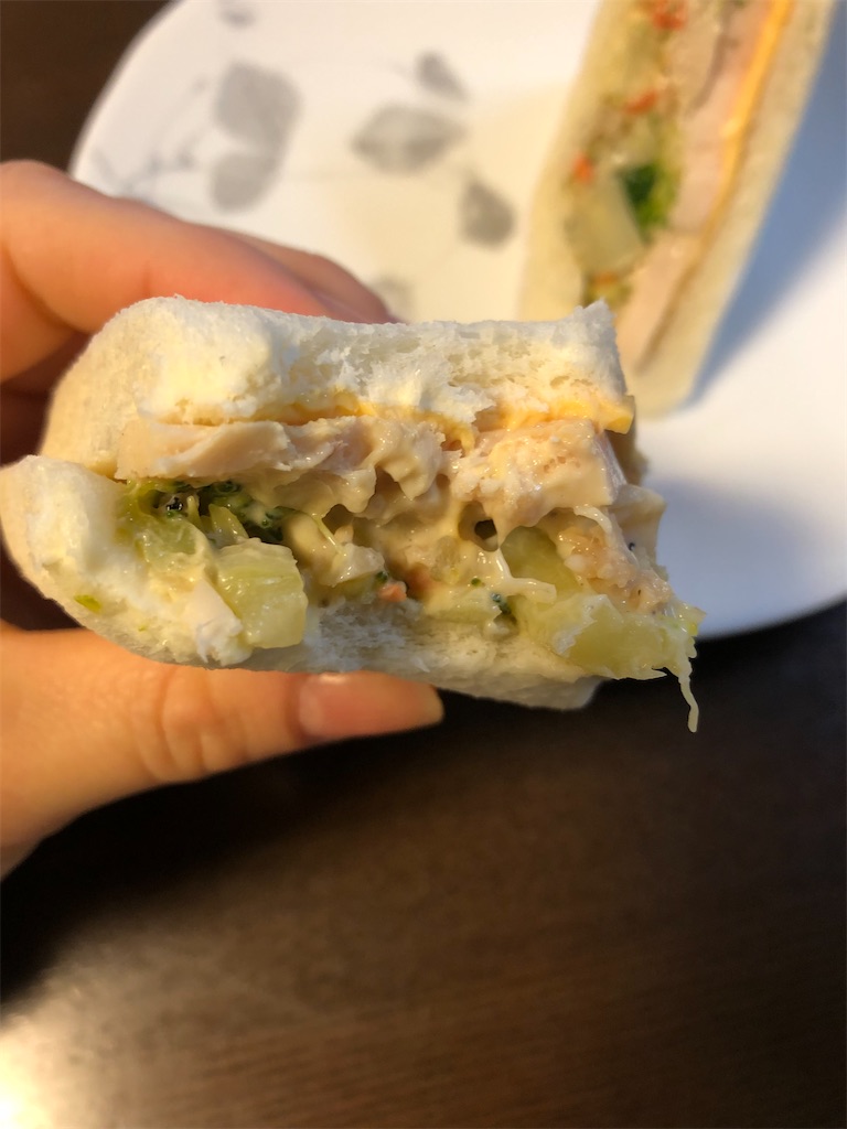 f:id:AmyAmy:20230407111741j:image f:id:AmyAmy:20230407111741j:image