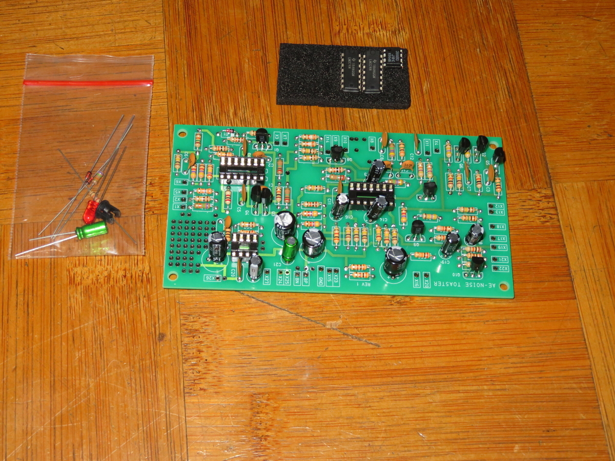 近代的､AnalogueSynthesizerの基礎(NoiseToaster)です AnalogueSynthesizerのブログ