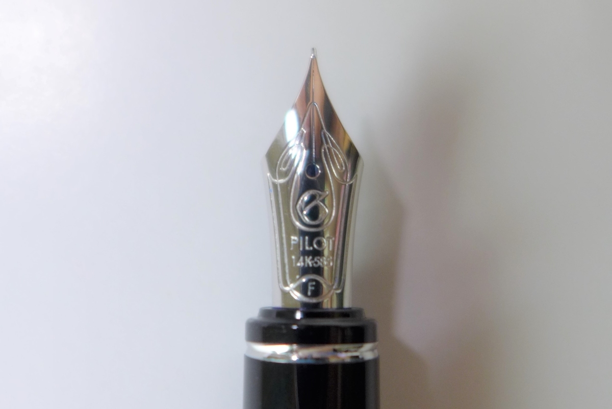 パイロット　万年筆　2017年限定万年筆　グランセ　月光　限定版　中字　Ｍニブ パイロット 万年筆 2017年限定万年筆 グランセ 月光 限定版 中字