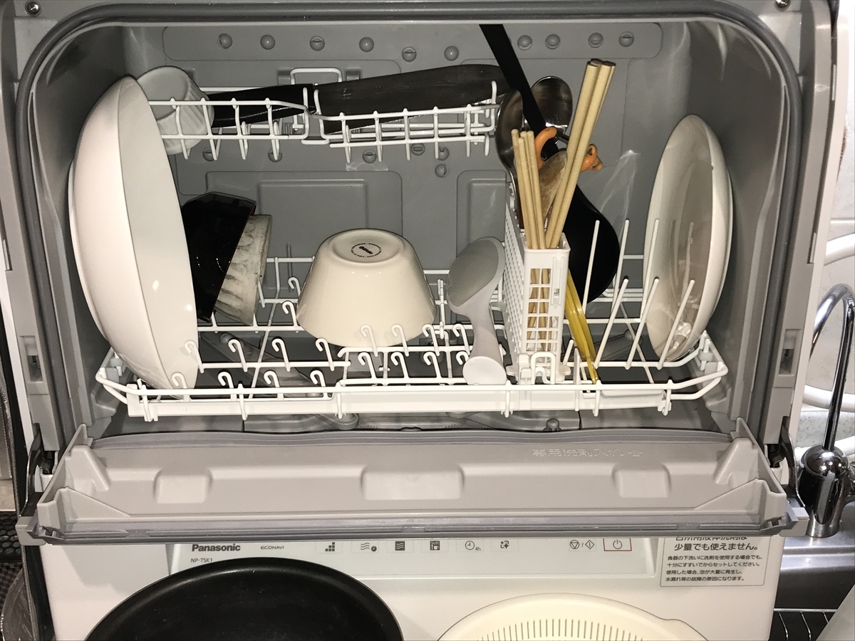 食器洗い乾燥機 NP-TSK1 レビュー】食器はどれだけ入る？ - Anou