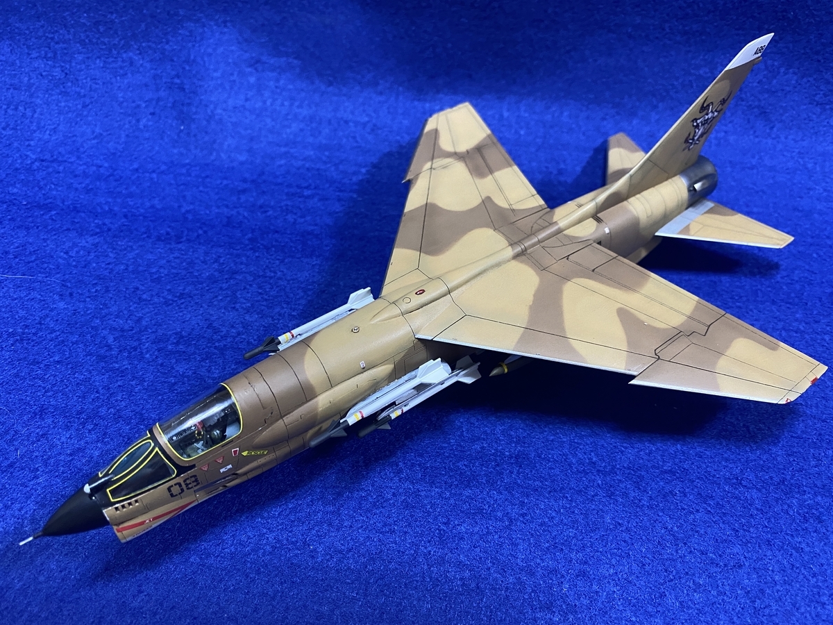 1/72 F-8E クルセイダー ボリス（ハセガワ） - エトランジェ － エリア