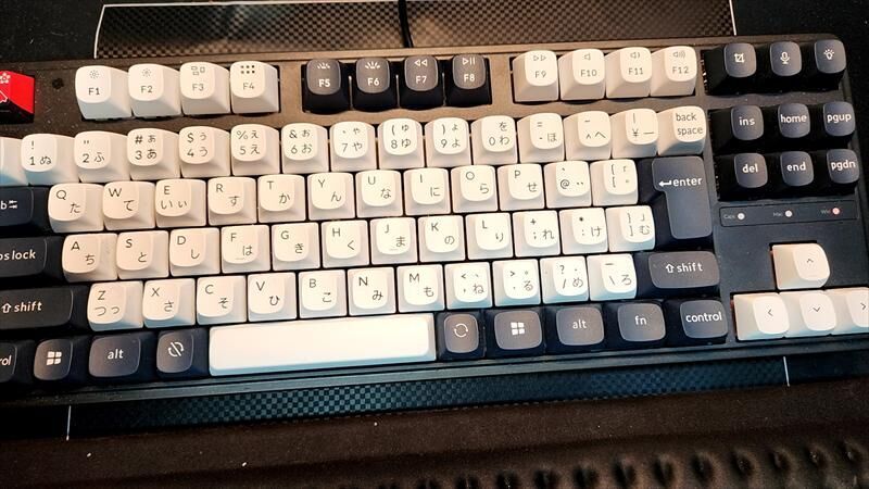 Quntis　モニター　GlowPro