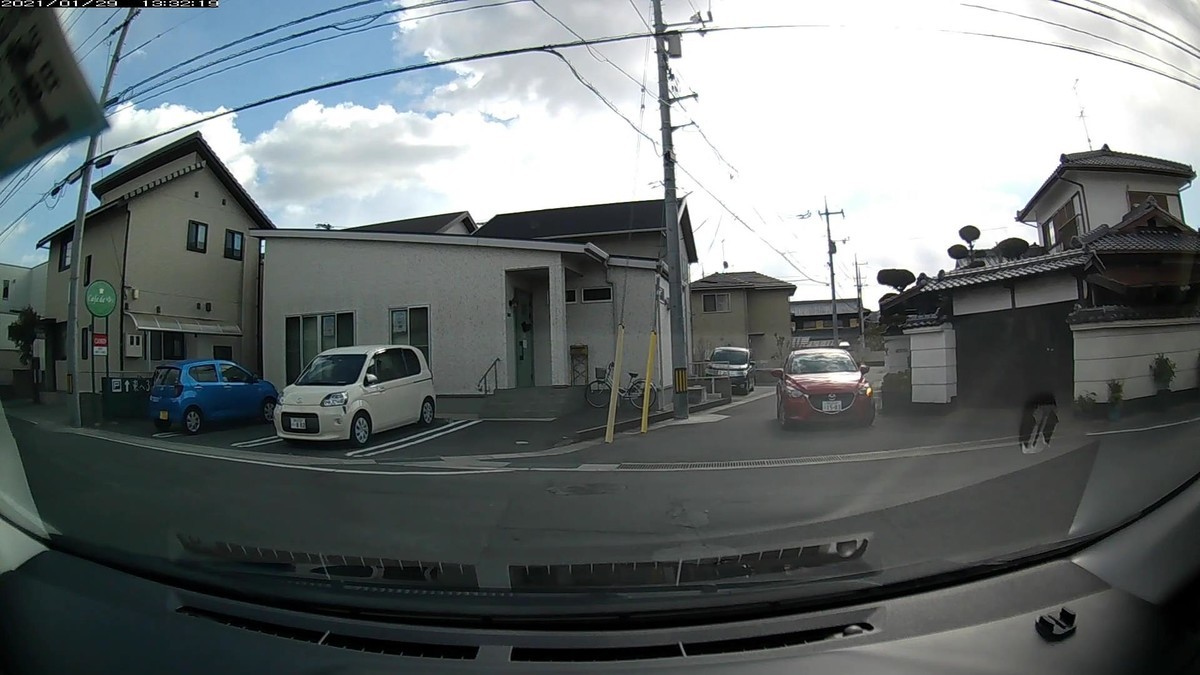 ①マツダ 赤 岡山530 ら 1503 【 50m】赤塗色いきなり ③キャンター 白 岡山400 つ 4844 【 200m】4桁中3桁同字ナンバー ❹NーBOX 白 岡山581 ぬ ・・84 【2500m】2桁ナンバー ❸ハリアー 白 岡山353 め 7000 【2600m】4桁中3桁同字ナンバー ❶ノア 銀 岡山396 ち ・・33 【2700m】2桁ナンバー