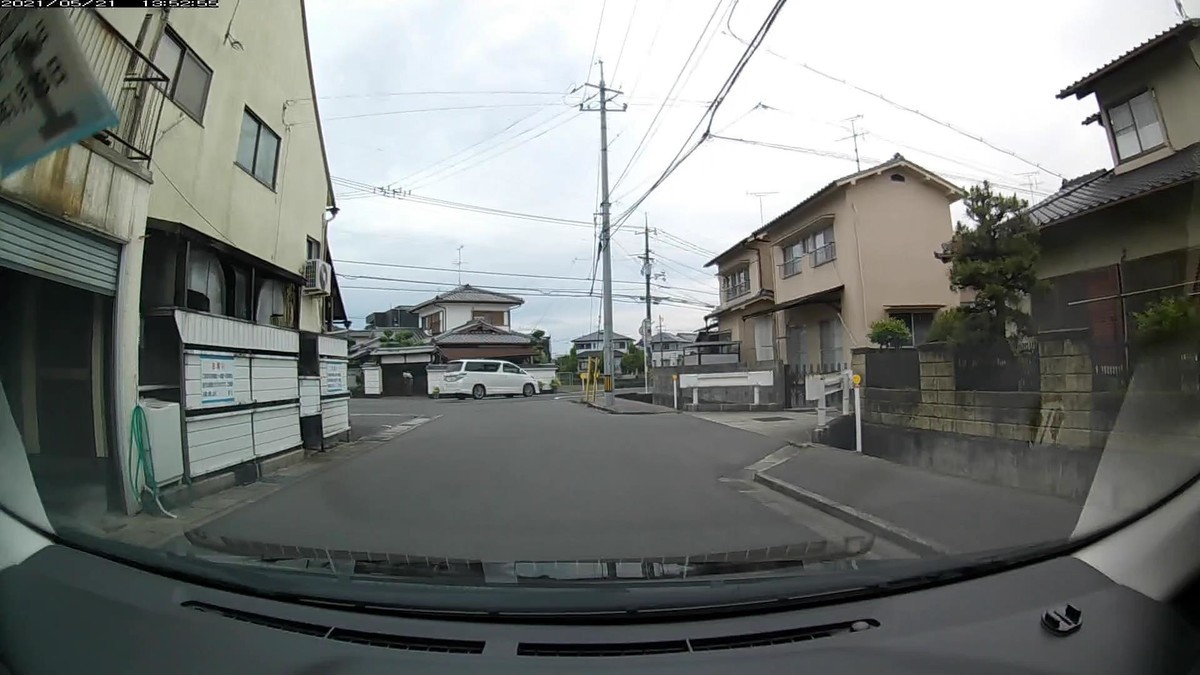 〇遭遇順 車種 塗色 ナンバー 遭遇地点までの走行距離 (容疑) ①アルファード 白 〇〇3〇〇 〇 3388 30m(ゾロ目、赤車両画像検索させナンバー) ②ムーヴカス 黒 岡山581 に 8916 70m(赤車両画像半端ググらせナンバー) ③コンフォート 黄 岡山500 あ 5102 120m(黄色塗色) ④ノート 白 岡山564 ろ 1122 220m(ゾロ目、赤車両画像検索させナンバー) ⑤ルーミー 銀 岡山534 に 8228 230m(半端ゾロ目) 3388 at DuckDuckGo 8916 - Google 検索 1122 at DuckDuckGo
