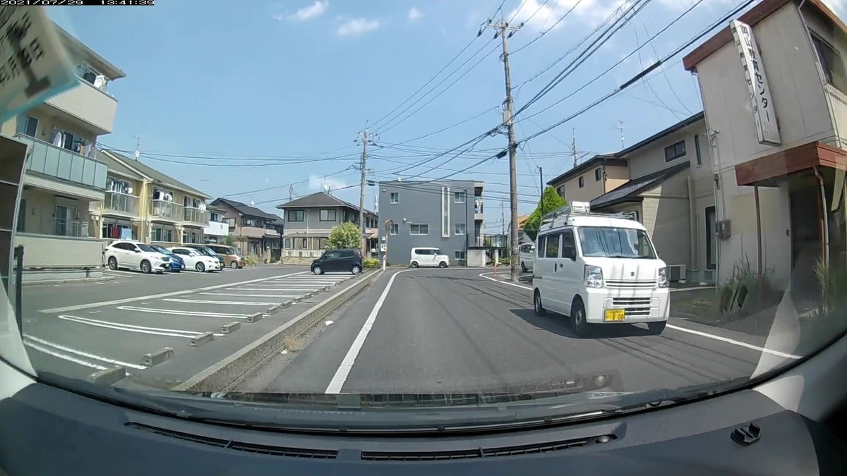 【令和３年７月２９日㈭遭遇車リスト】  〇遭遇順　車種　塗色　ナンバー　遭遇地点までの走行距離（特徴＆容疑）  ①ワゴンＲ　　　白　　岡山５８０　ね　・７９８　　５０ｍ（３連続３桁の１）  ②エブリイ　　　白　　岡山４８６　や　・１００　　８０ｍ（３連続３桁の２）　  ③モコ　　　　　黒　　岡山５８３　え　・６４５　１００ｍ（３連続３桁の３）  ④ハイジェット　赤黄　岡山４８０　こ　３２０２　２８０ｍ（赤黄ツートン）  ⑤アルファード　白　　岡山３３１　や　５５５０　４００ｍ（４桁中３桁同字）