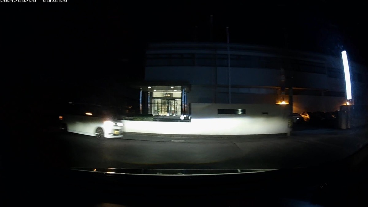 ー令和３年９月２０日㈪２３時台遭遇車リストー  〇遭遇順　車種　塗色　ナンバー　仕事場からの距離　（容疑・特徴）  旧鉄道跡地経由ルート。走行２９００ｍ。遭遇１台。  ①軽自動車　白　〇〇〇〇〇　〇　〇▽☆☆　　７００ｍ（同窓生の学籍番号ナンバー）     　　※普段から経験している、街中で出合う見知らぬ人間も含めた不特定多数からの誹謗中傷の被害状況などを鑑みれば、僕を自殺に追い込もうとしている勢力が存在するのは明らかで、僕の毎晩の仕事場出発タイミングを、盗聴なりなんなりの違法な手段で把握していると感じて当然の状況。※「スローキル」、「ガスライティング」で検索。