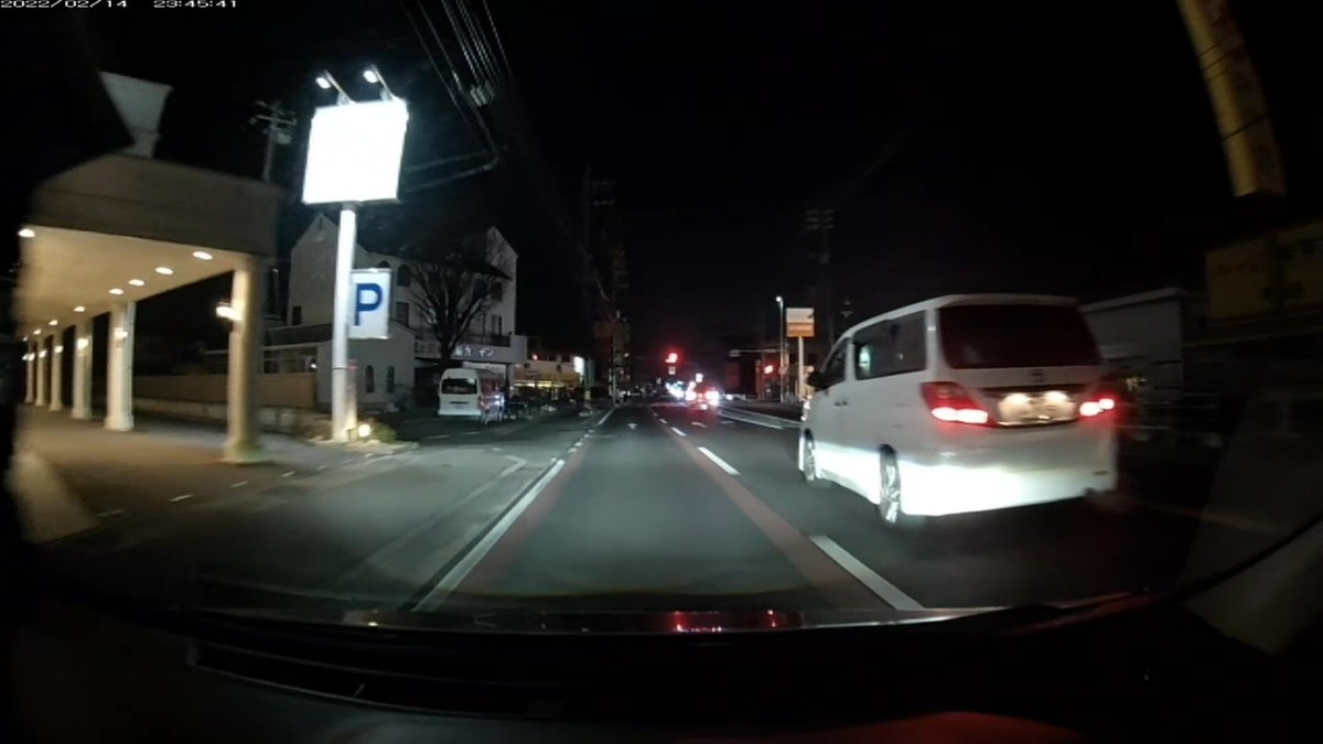 ☆★☆【令和４年２月１４日㈪遭遇車リスト】  昼間遭遇車リスト、国道経由ルート、走行距離３５００ｍ  　自宅　３００ｍ圏内（毎日必ず嫌がらせ容疑車が現れる圏内）の遭遇車総数３台。  　仕事場３００ｍ圏内（上記圏内に次いで嫌がらせ容疑車多発）の遭遇車総数６台。  〇塗色　遭遇順　車種　ナンバー　遭遇地点までの走行距離（特徴＆容疑）  ⓪黒　Ｎ－ＢＯＸ　　倉敷５８３　せ　２２０１　　　　０ｍ（自宅前駐車）  ①黒　ウィッシュ　　岡山３００　や　・３６８　　　１５ｍ（いきなり３桁）  ②白　Ｎ－ＷＧＮ　　岡山５８６　む　・６１２　　　５０ｍ（２連続３桁）  ➋黒　セレナ　　　　岡山３５０　ゆ　・８８８　３４３０ｍ（３桁全同字ナンバー）     夜間遭遇車リスト、国道経由ルート、走行距離３５００ｍ  　仕事場４００ｍ圏内（頻繁に嫌がらせ容疑車が現れる圏内）の遭遇者総数１台。  　自宅１０００ｍ圏内（上記に次いで嫌がらせ容疑車多発　）の遭遇車総数１台。  〇塗色　遭遇順　車種　ナンバー　遭遇地点までの走行距離（特徴＆容疑）　  ①白　アクア　　　　岡山３０１　の　６６７１　　４００ｍ（昼①＋夜①＋夜➊＝一万）  ②白　アルファード　岡山３３４　ぬ　・９１５　　７００ｍ（３桁ナンバー）  ➊黒　車種不明　　　〇〇〇〇〇　〇　１１２８　２４００ｍ（昼①＋夜①＋夜➊＝一万）