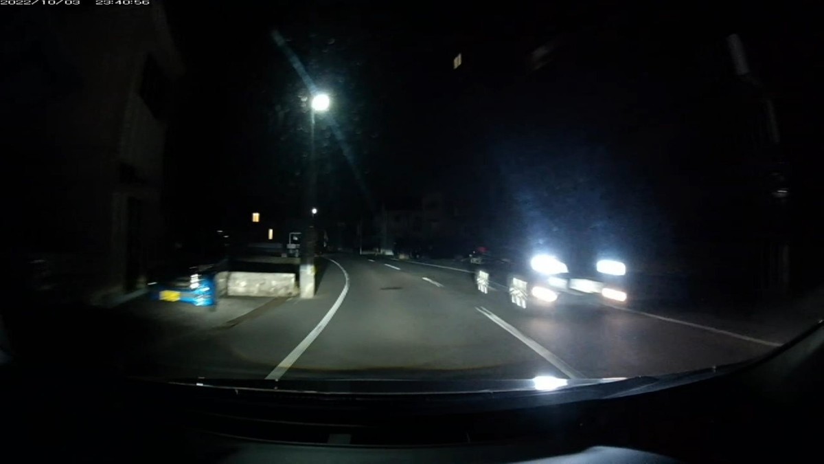 【令和4年10月3日㈪深夜遭遇車リスト】 〇塗色 車種 ナンバー 遭遇地点までの走行距離(容疑・特徴) 鉄道跡地経由ルート2700m、遭遇3台。 ①白 軽自動車 筑豊580 〇 5244 900m(容疑なし) ②黒 車種不明 岡山330 ほ 3066 1800m(赤塗色関連特定容疑ナンバー) ③黒 車種不明 岡山301 〇 4291 2100m(死にナンバー) 3066 - Google 検索 ※ブログで挑発してやると、その都度嫌がらせの質が変化する。