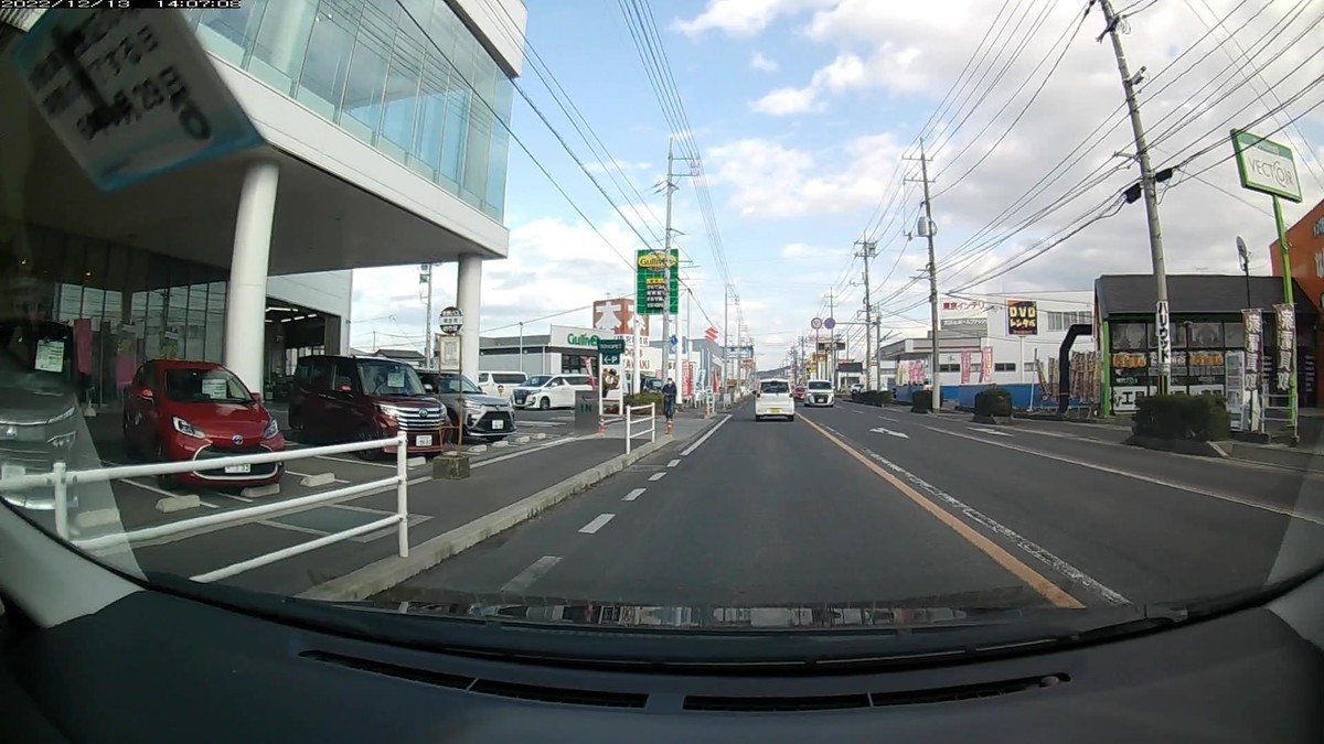 13日㈫ ②黄、➓1777(教習車)、➑青・592、➏3033、➌青。 ※教習車列が、他車とタイミングを合わせて遭遇するのは無理筋と思われるので、青塗色が多少多すぎるが、とりあえず同日も下火の日。