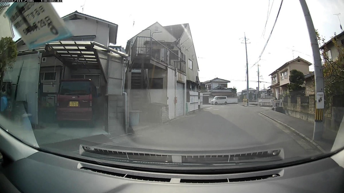 ※自宅及び仕事場周辺400m圏内で遭遇する車のすべてが、嫌がらせ容疑要件(後述)を満足するお約束。