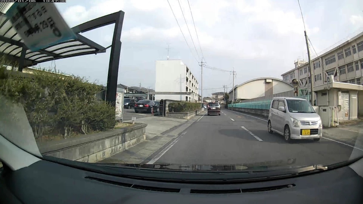 ※自宅及び仕事場周辺400m圏内で遭遇する車のすべてが、嫌がらせ容疑要件(後述)を満足するお約束。