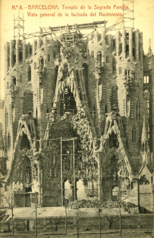1891~1892年 サグラダ・ファミリア御誕生のファサード - Arquitectoの