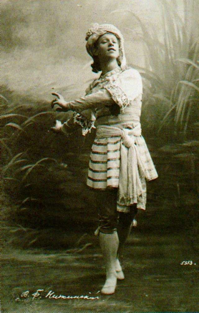 nijinsky-dancing-photo