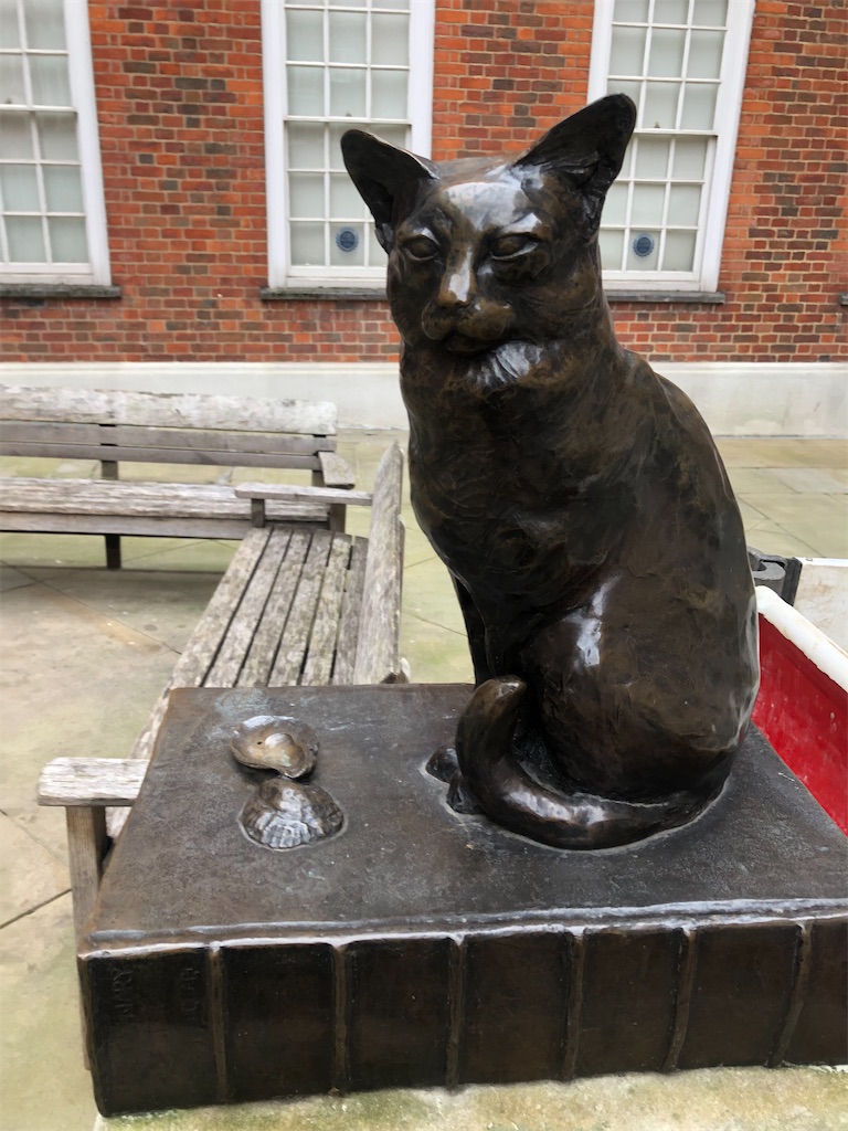 f:id:AsLondonaspossible:20211206072350j:image f:id:AsLondonaspossible:20211206072350j:image