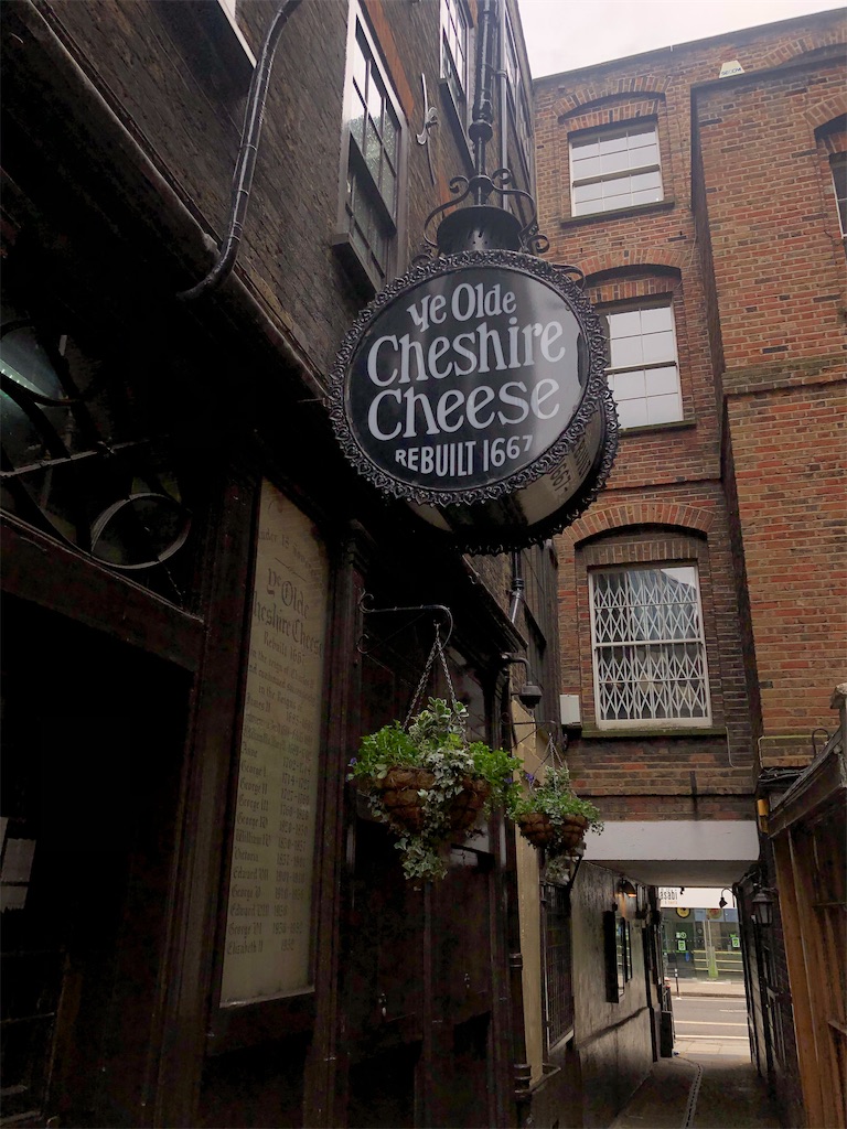 f:id:AsLondonaspossible:20211206072421j:image f:id:AsLondonaspossible:20211206072421j:image