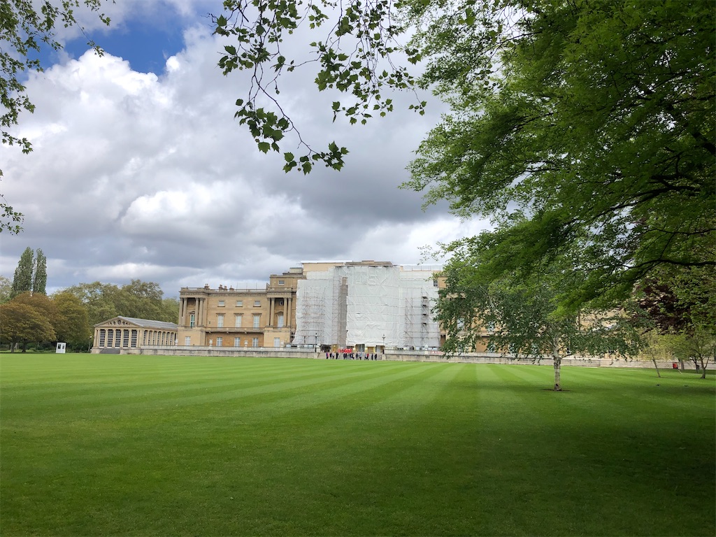 f:id:AsLondonaspossible:20211212075748j:image f:id:AsLondonaspossible:20211212075748j:image