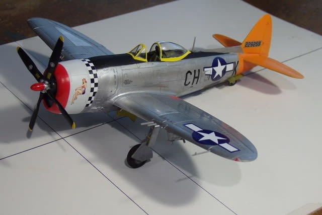 タミヤ 1/72 P-47サンダーボルト レザーバック／バブルトップ（18