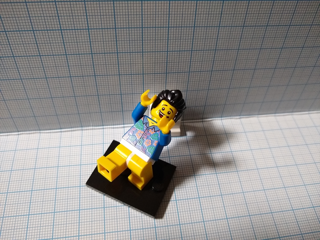 LEGO ミニフィグ 僕のズボンはどこ男の画像