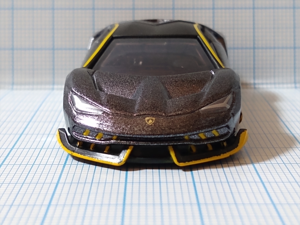 トミカ No.81 ランボルギーニ チェンテナリオの画像１