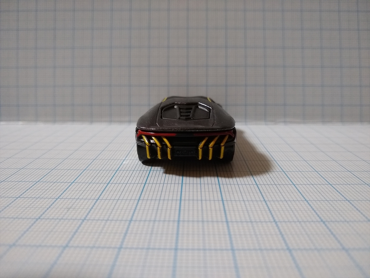 トミカ No.81 ランボルギーニ チェンテナリオの画像４