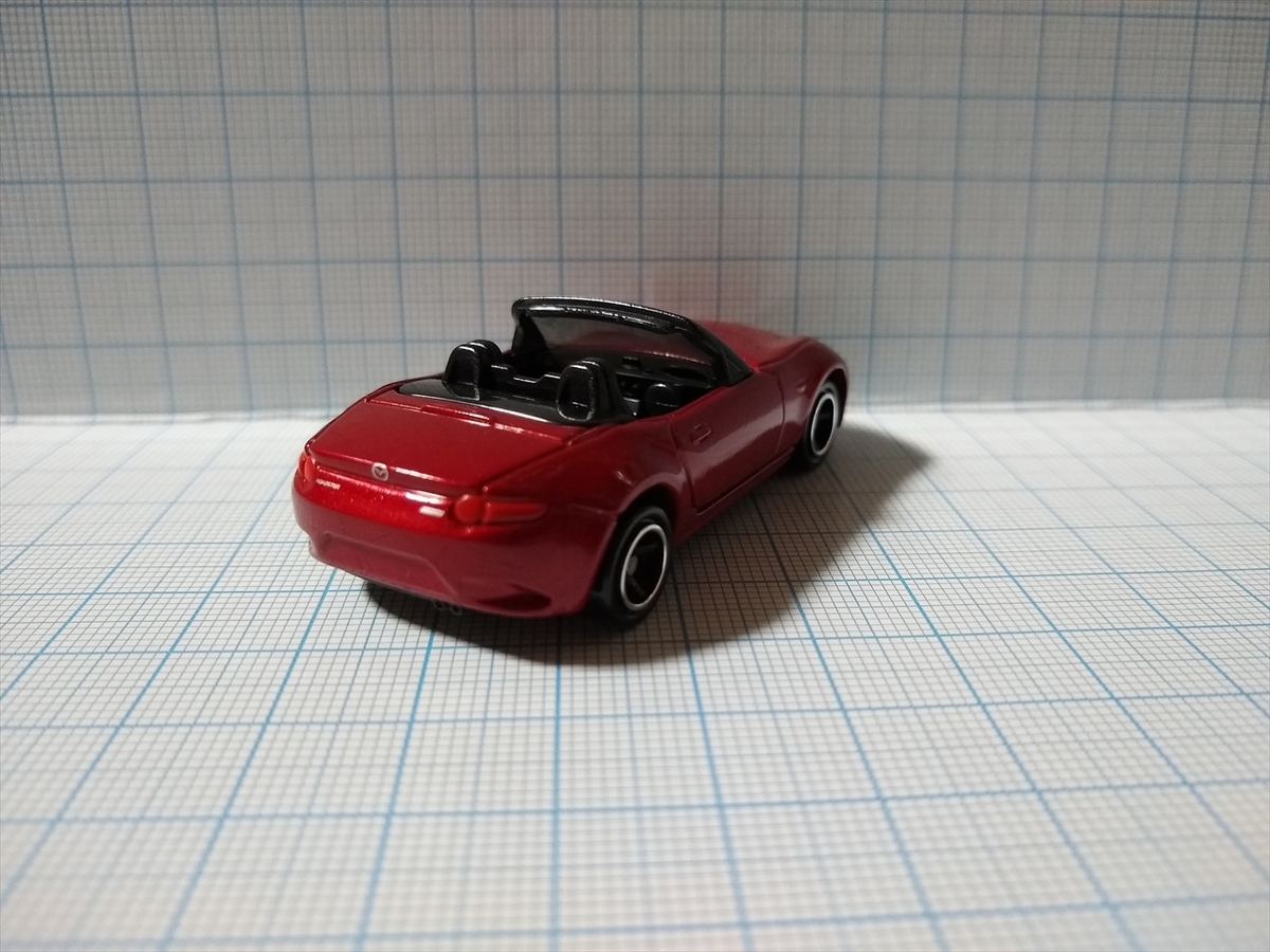 トミカ No.26 マツダ ロードスターの画像２