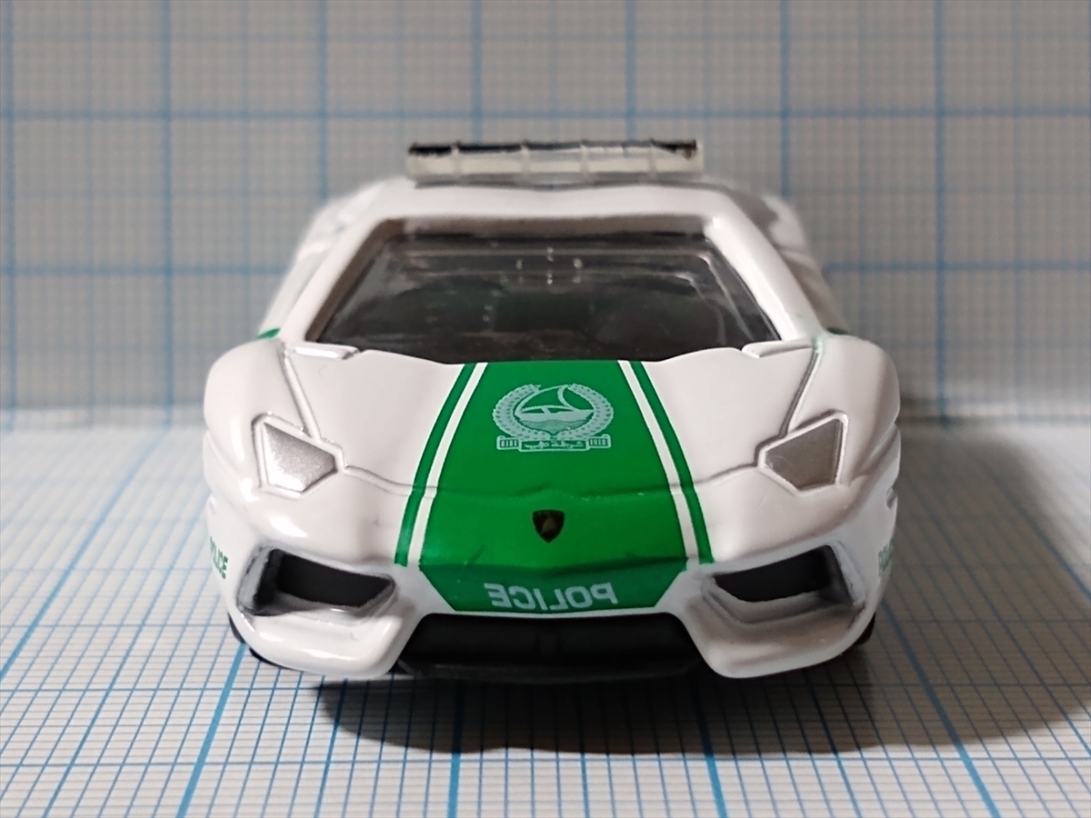 レビュー）トミカ No.87 ランボルギーニ アヴェンタドール LP 700-4