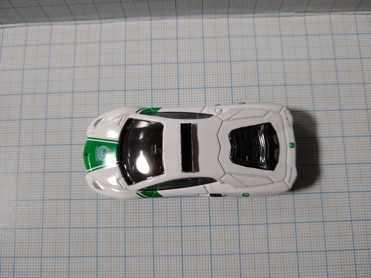 トミカ No.87 ランボルギーニ アベンタドール LP 700-4 ドバイ警察仕様の画像７