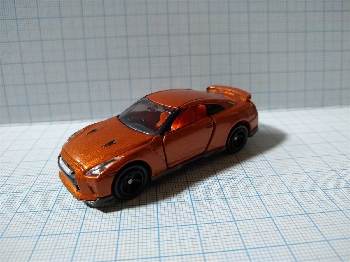 トミカ No.23 日産 GT-Rの画像１