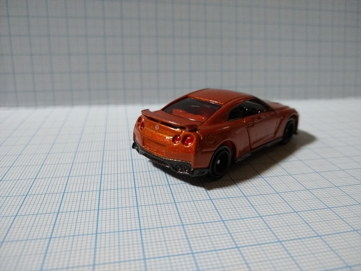 トミカ No.23 日産 GT-Rの画像