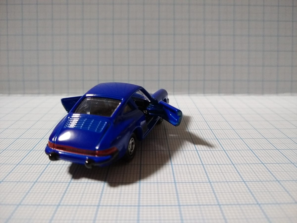 トミカ 組み立て工場 第17弾 ポルシェ 911Sの画像３