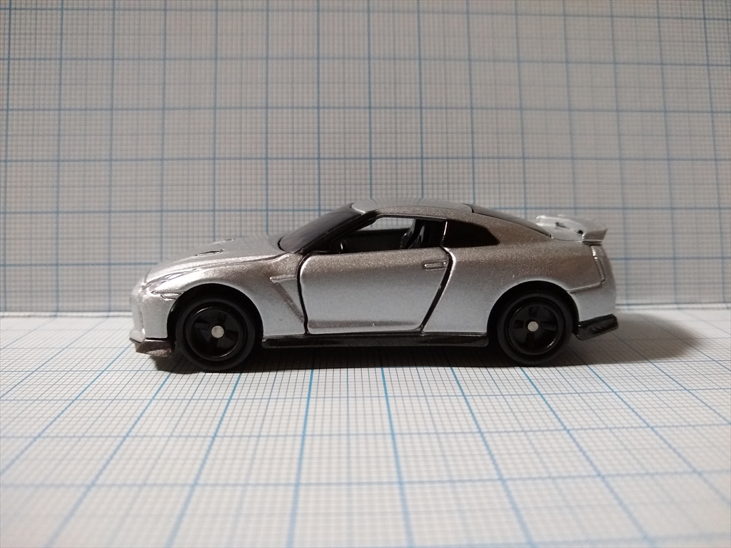 トミカ No.23 日産 GT-R（初回特別仕様）の画像５