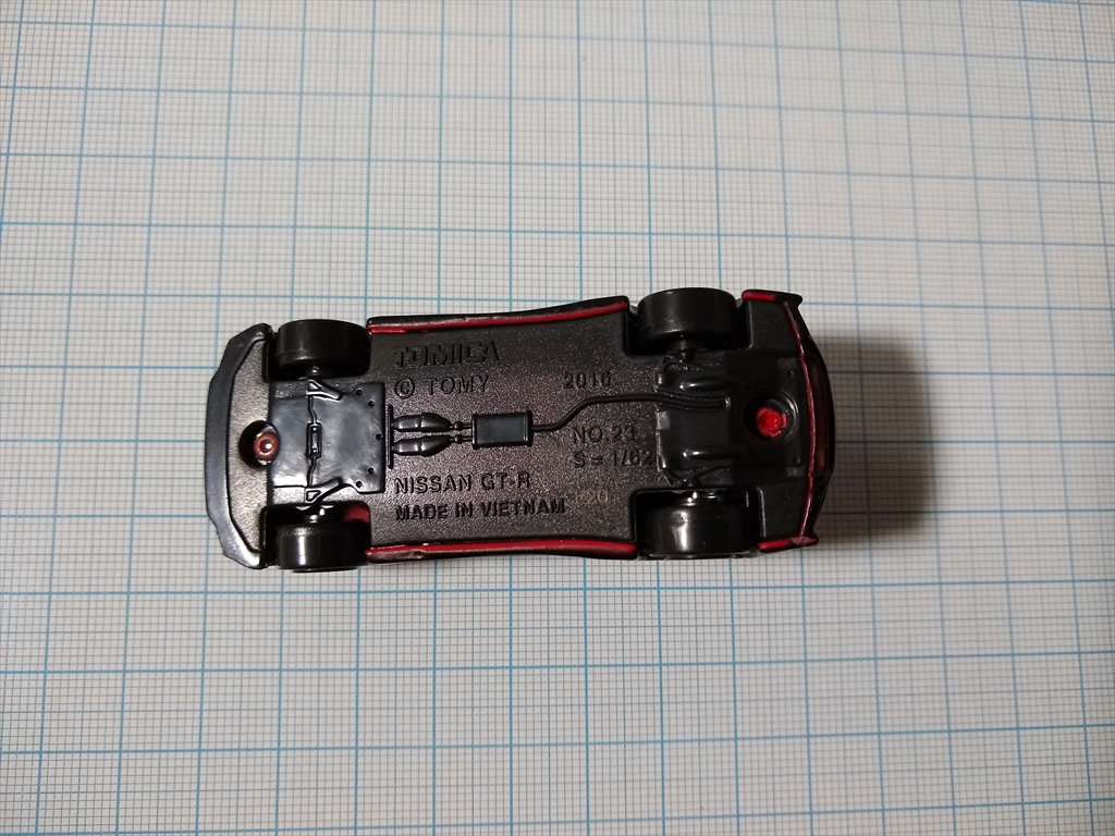 日産 GT-R トミカ50周年記念仕様 designed by NISSANの画像６