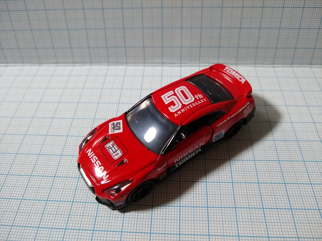日産 GT-R トミカ50周年記念仕様 designed by NISSANの画像３