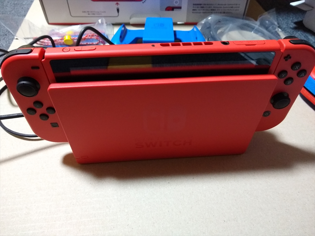 Nintendo Switch マリオレッド×ブルー セットの画像１