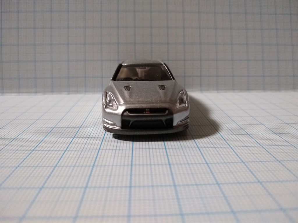 トミカ 日産 GT-R(シルバー) 日産工場見学記念の画像２