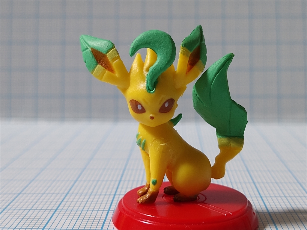 チョコエッグ ポケットモンスター サン＆ムーン 02.リーフィアの画像１