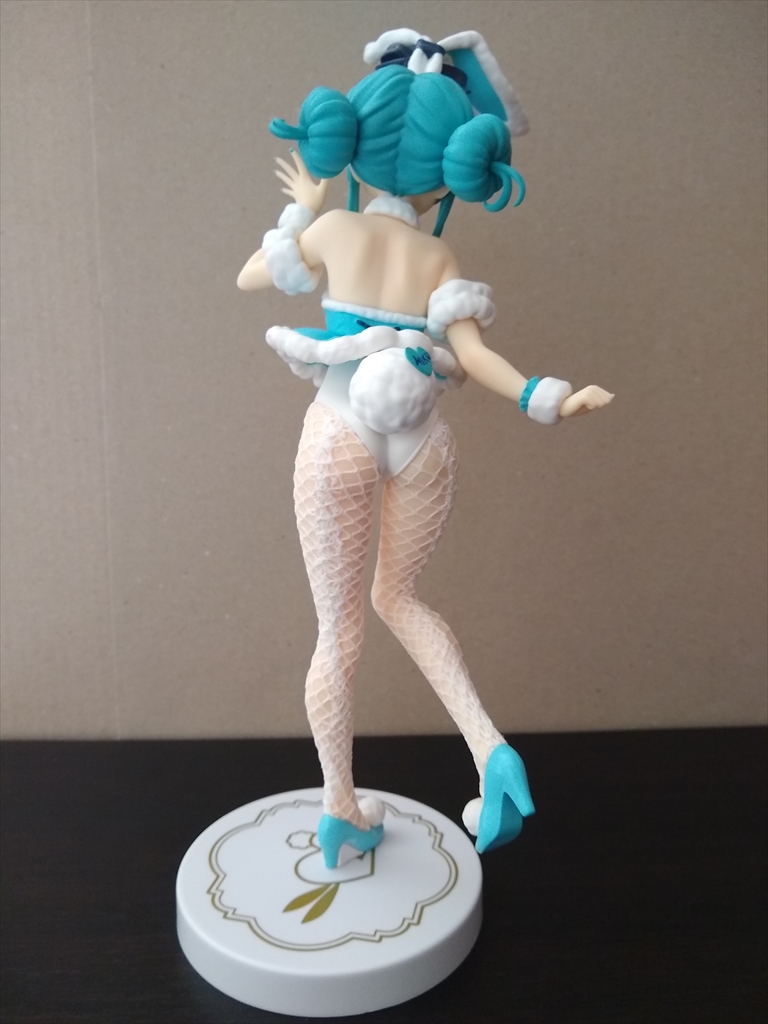 BiCute Bunnies Figure 初音ミク 白うさぎver.の画像２