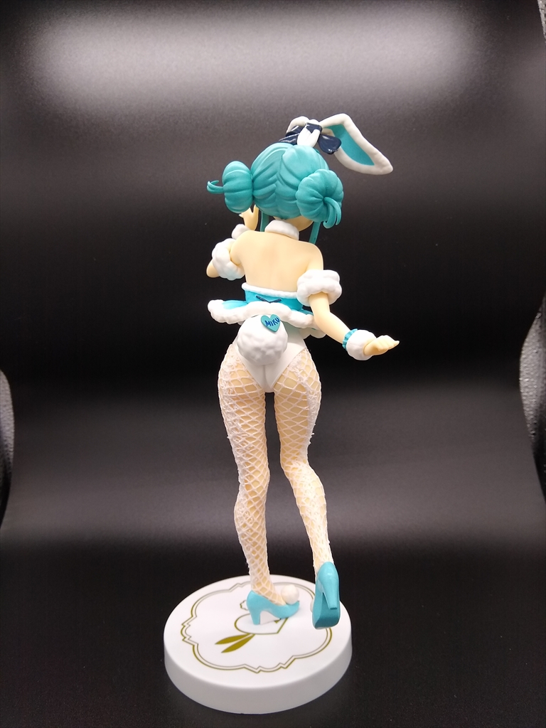 BiCute Bunnies Figure 初音ミク 白うさぎver.の画像２