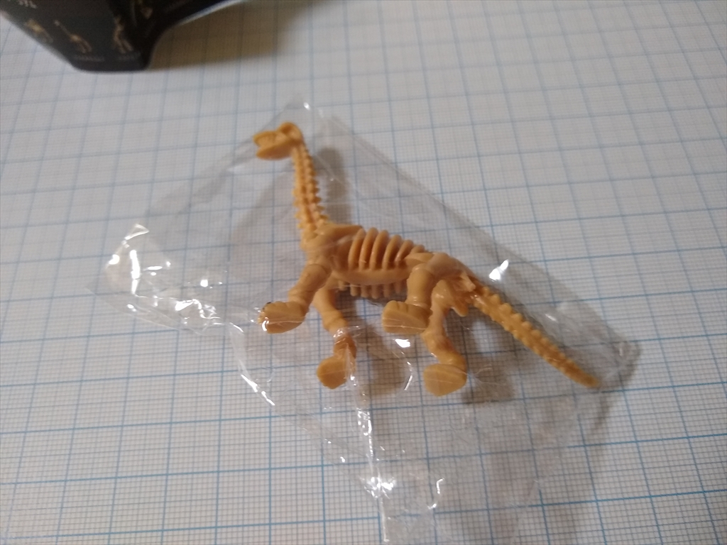 カプセルトイ 恐竜の化石ミュージアム ブラキオサウルス（レビュー）の画像