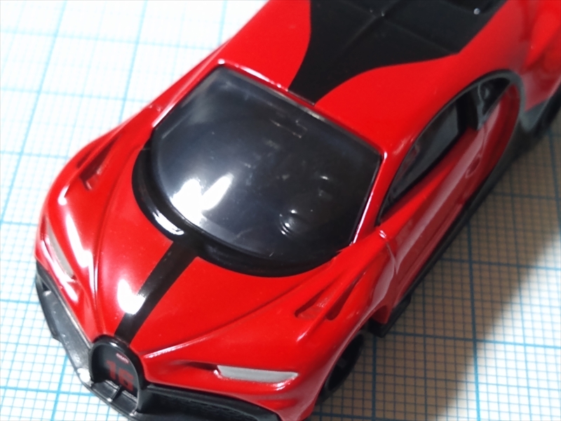 トミカ No.37 ブガッティ シロン ピュアスポーツ（初回特別仕様）の画像