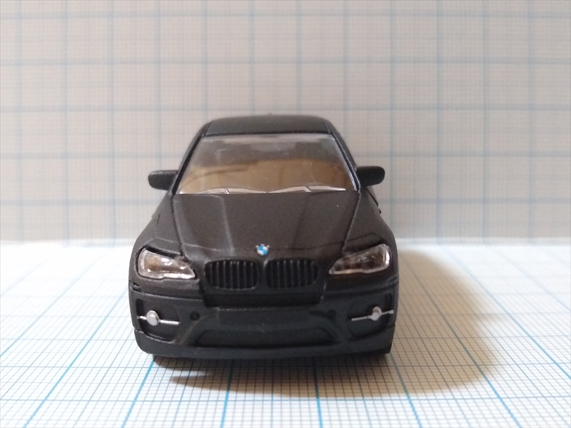 マジョレットミニカーBMW X6の画像１