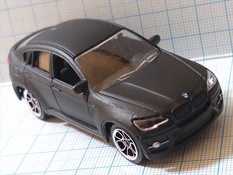 マジョレットミニカーBMW X6の画像